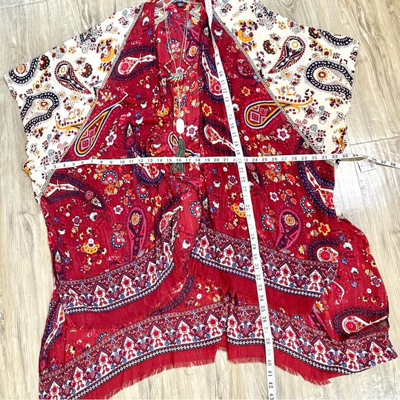 Stunning paisley boho kimono Cape/cover up w shabby chic beach vacay vibe - Picture 2 of 15